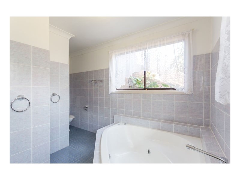 20 Belle Villa Parade, Old Bar NSW 2430