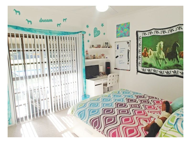 91 Manning Point Road, Old Bar NSW 2430