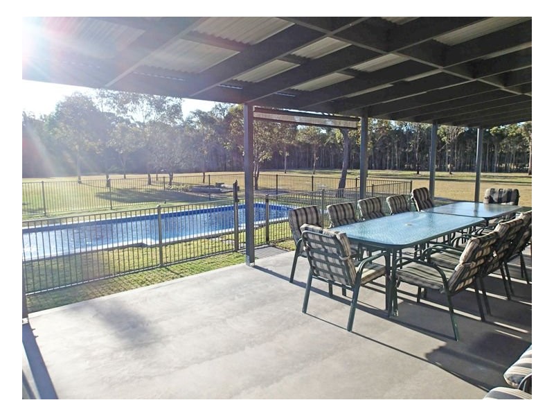 91 Manning Point Road, Old Bar NSW 2430