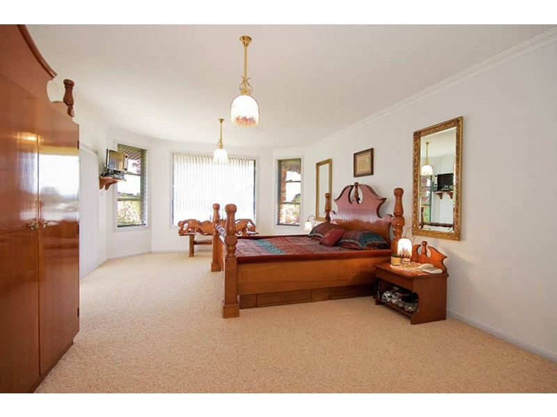 22 Jonnel Heights Place, Pampoolah NSW 2430