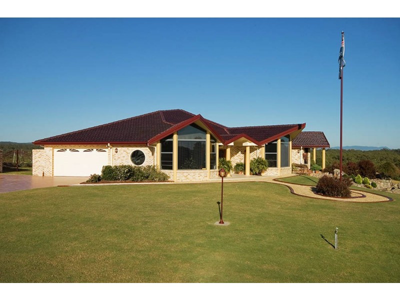 22 Jonnel Heights Place, Pampoolah NSW 2430