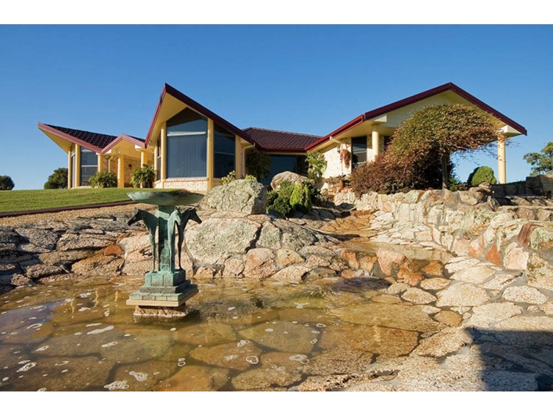 22 Jonnel Heights Place, Pampoolah NSW 2430