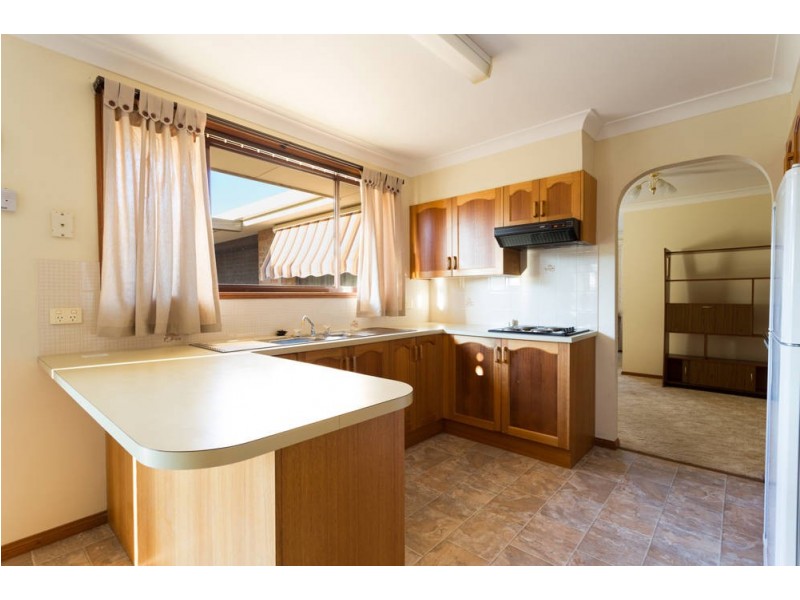 4 Casuarina Close, Old Bar NSW 2430