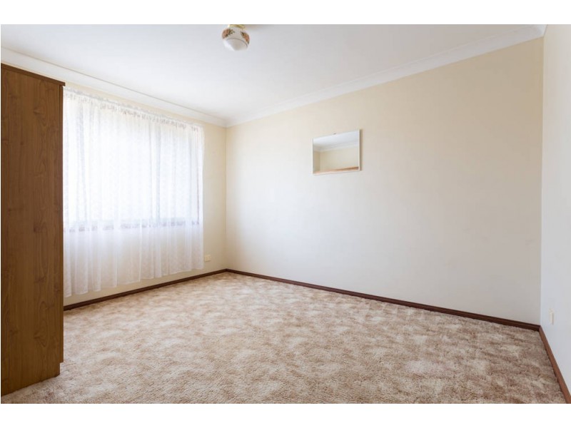 4 Casuarina Close, Old Bar NSW 2430