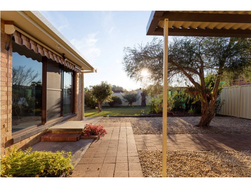 4 Casuarina Close, Old Bar NSW 2430