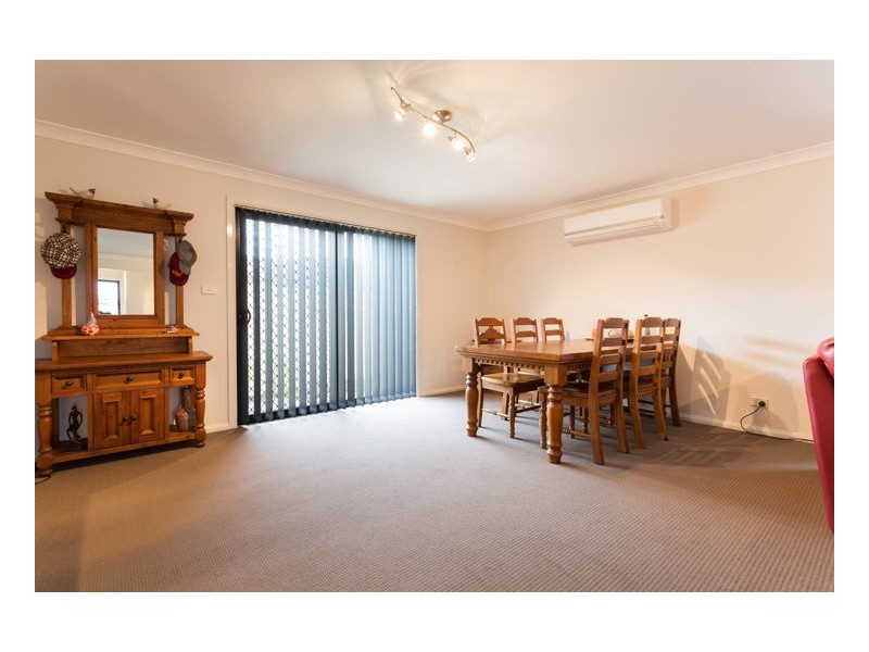 2/13 Albatross Way, Old Bar NSW 2430