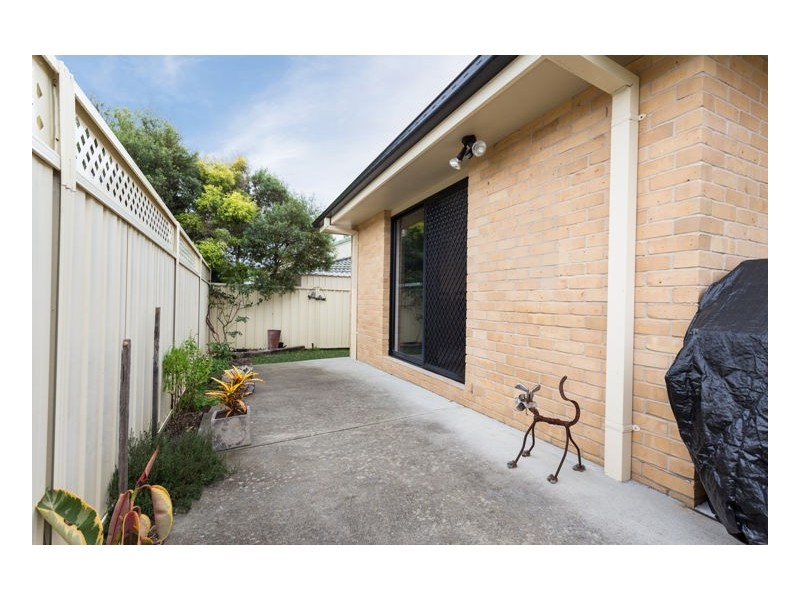 2/13 Albatross Way, Old Bar NSW 2430