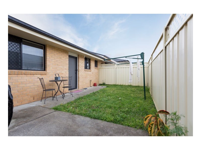 2/13 Albatross Way, Old Bar NSW 2430