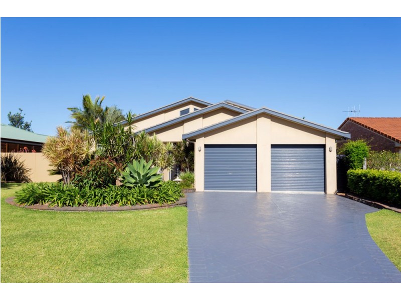 5 Spinnaker Cove, Wallabi Point NSW 2430