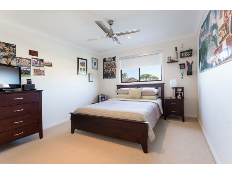 5 Spinnaker Cove, Wallabi Point NSW 2430