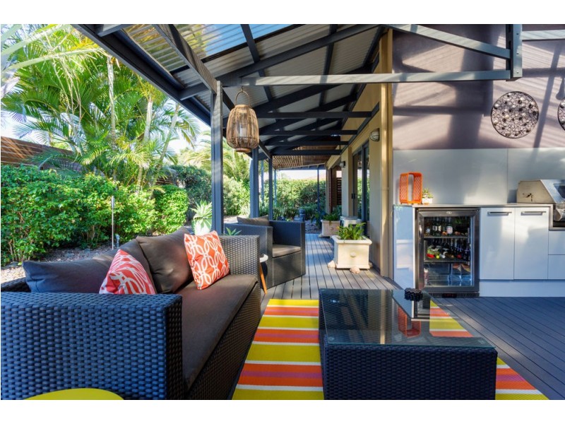 5 Spinnaker Cove, Wallabi Point NSW 2430