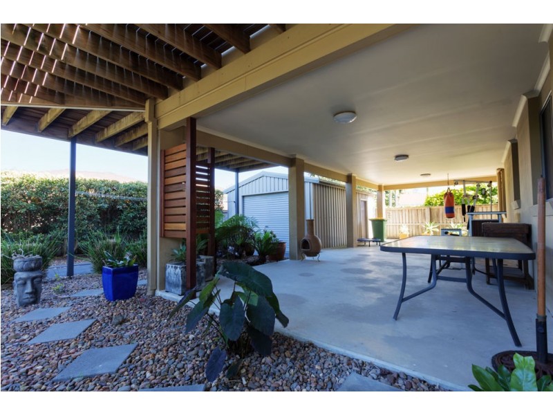5 Spinnaker Cove, Wallabi Point NSW 2430