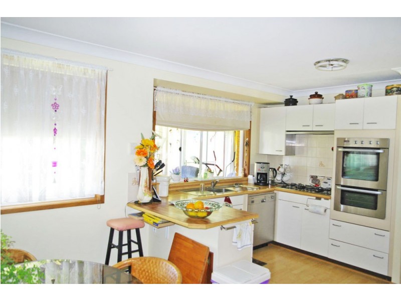 11 Drury Close, Old Bar NSW 2430