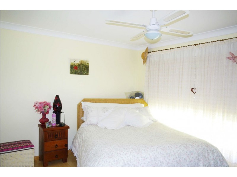 11 Drury Close, Old Bar NSW 2430