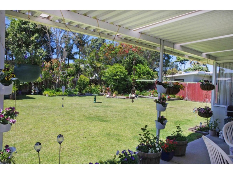 11 Drury Close, Old Bar NSW 2430