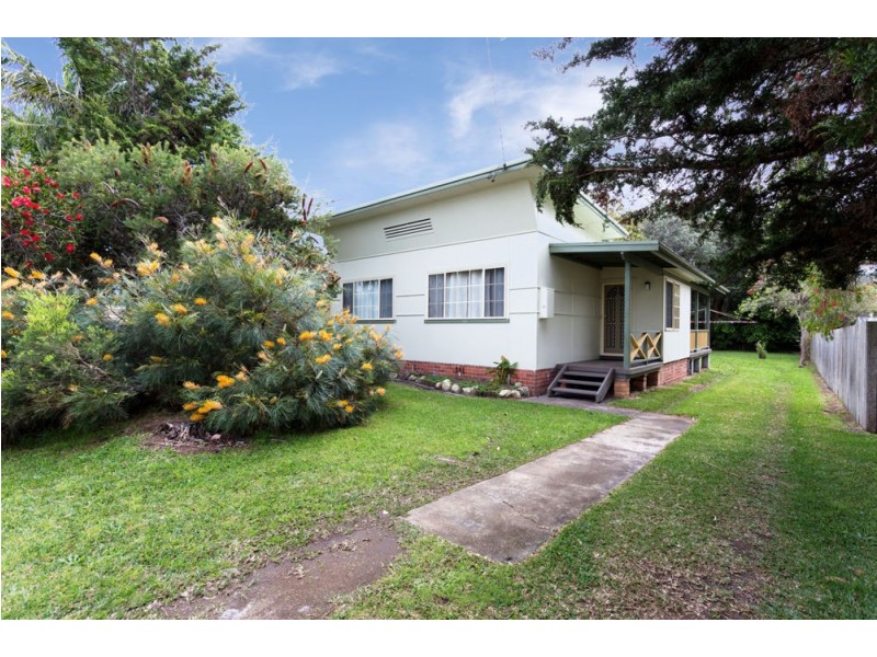 13 George Street, Old Bar NSW 2430