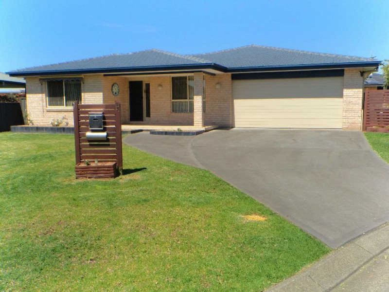 14 Rosier Place, Old Bar NSW 2430