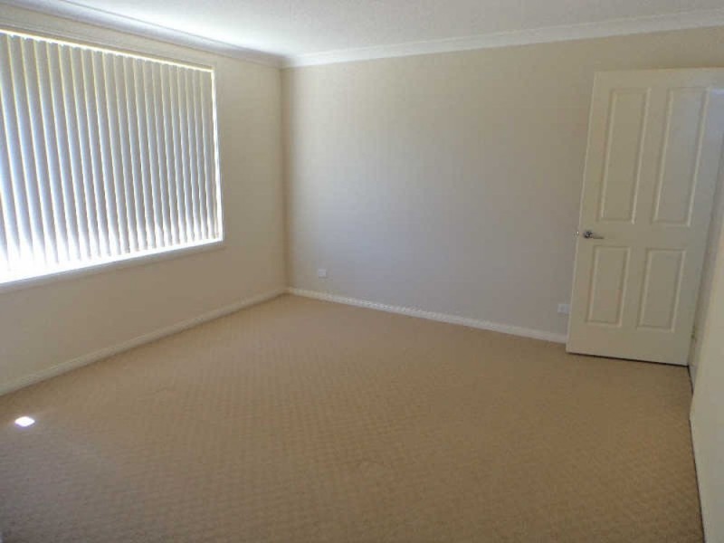 14 Rosier Place, Old Bar NSW 2430