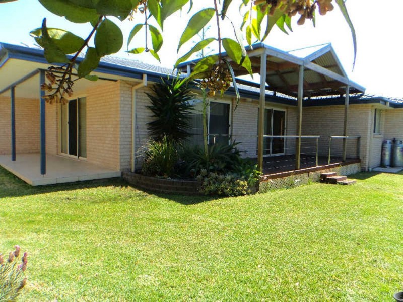 14 Rosier Place, Old Bar NSW 2430