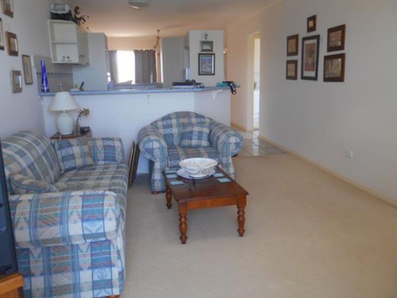 Unit 1 The Meridian  Lewis Street, Old Bar NSW 2430