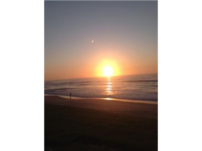 Unit 1 The Meridian  Lewis Street, Old Bar NSW 2430