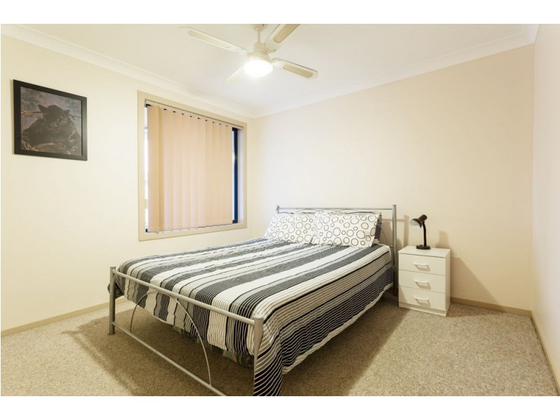 6 Carrabeen Drive, Old Bar NSW 2430