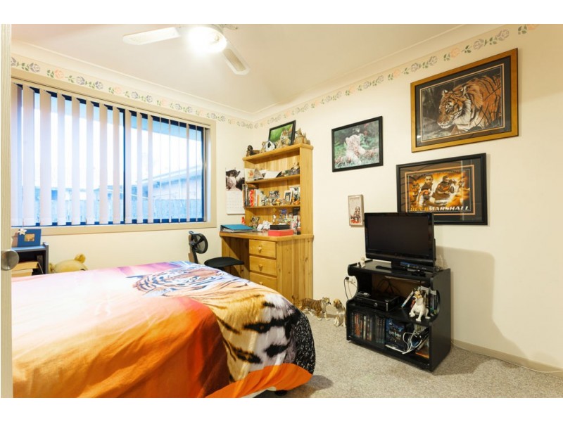 6 Carrabeen Drive, Old Bar NSW 2430