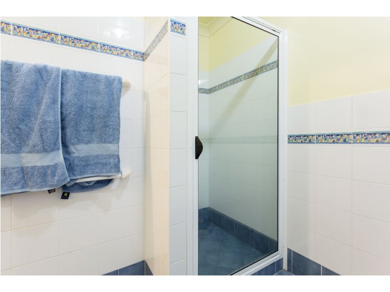 6 Carrabeen Drive, Old Bar NSW 2430