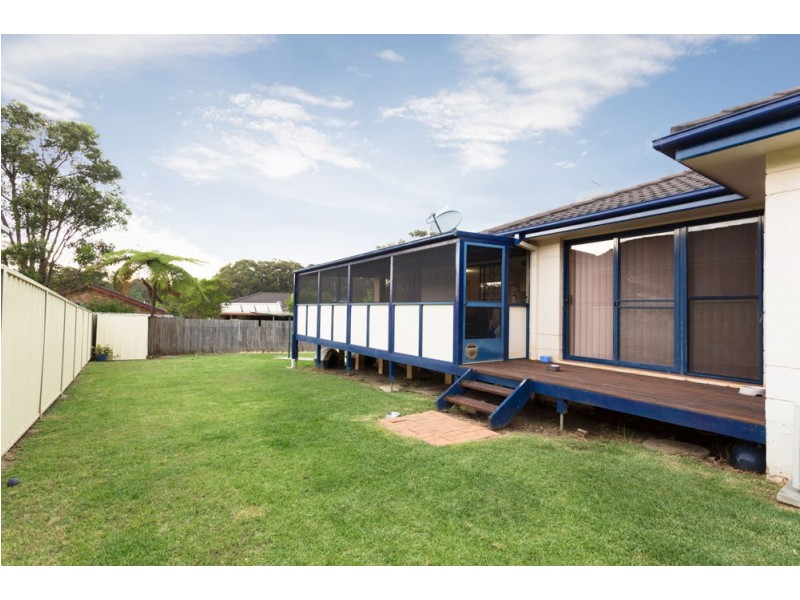 6 Carrabeen Drive, Old Bar NSW 2430