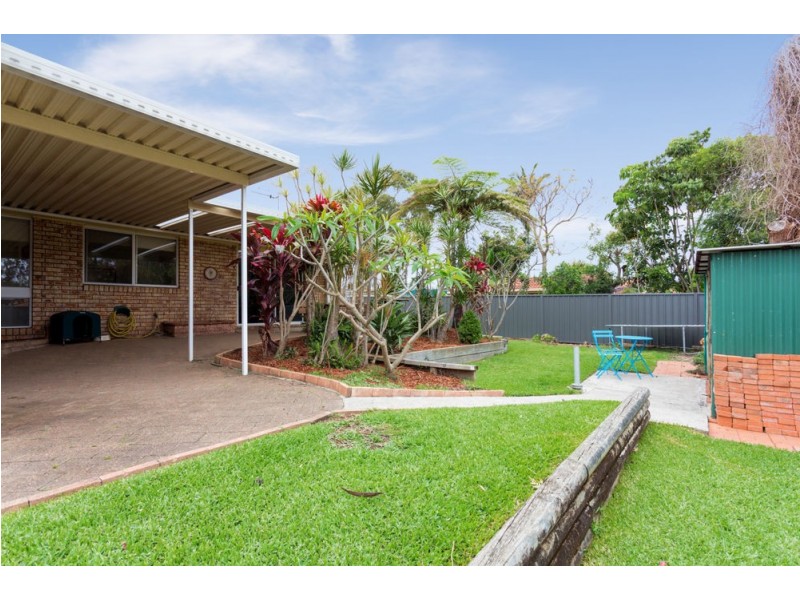 5 Casuarina Close, Old Bar NSW 2430
