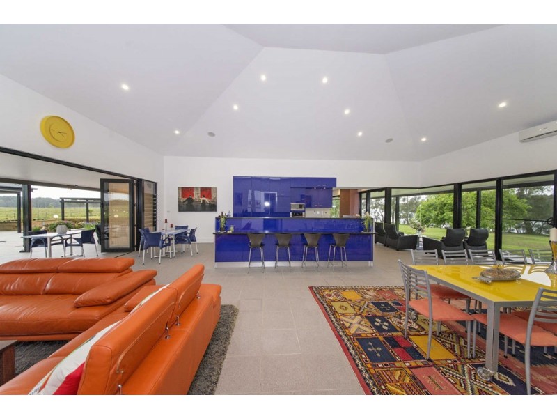108 Cowans Lane, Oxley Island NSW 2430