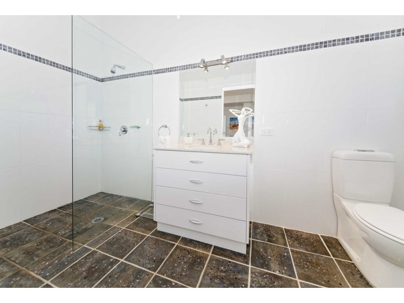 108 Cowans Lane, Oxley Island NSW 2430