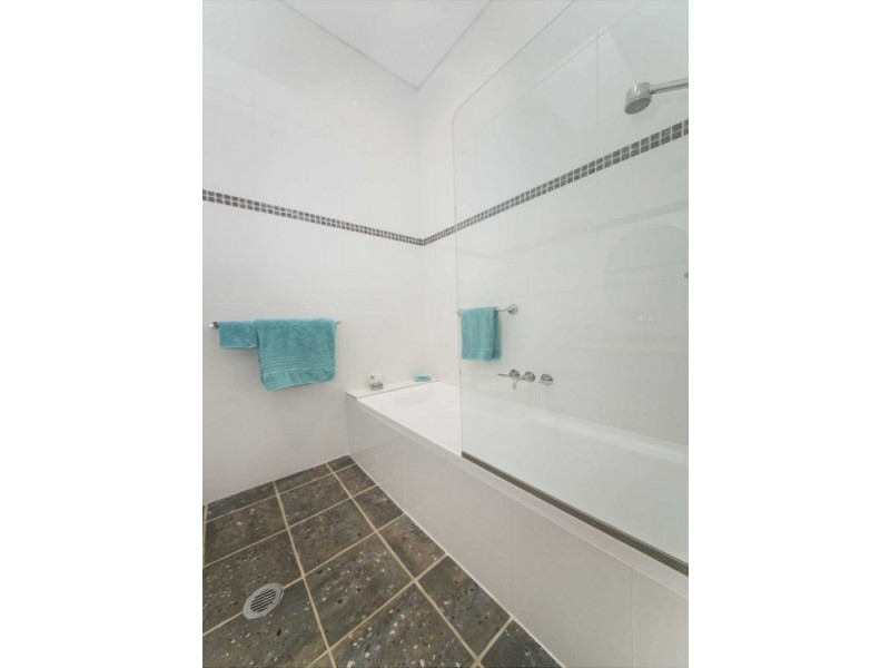 108 Cowans Lane, Oxley Island NSW 2430