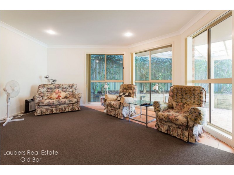 1/7 Paradise Close, Old Bar NSW 2430