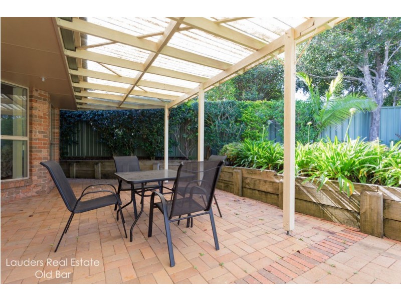 1/7 Paradise Close, Old Bar NSW 2430