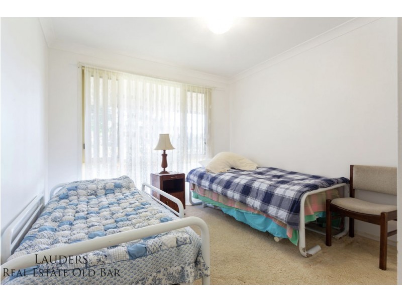 106 Waterman Street, Old Bar NSW 2430