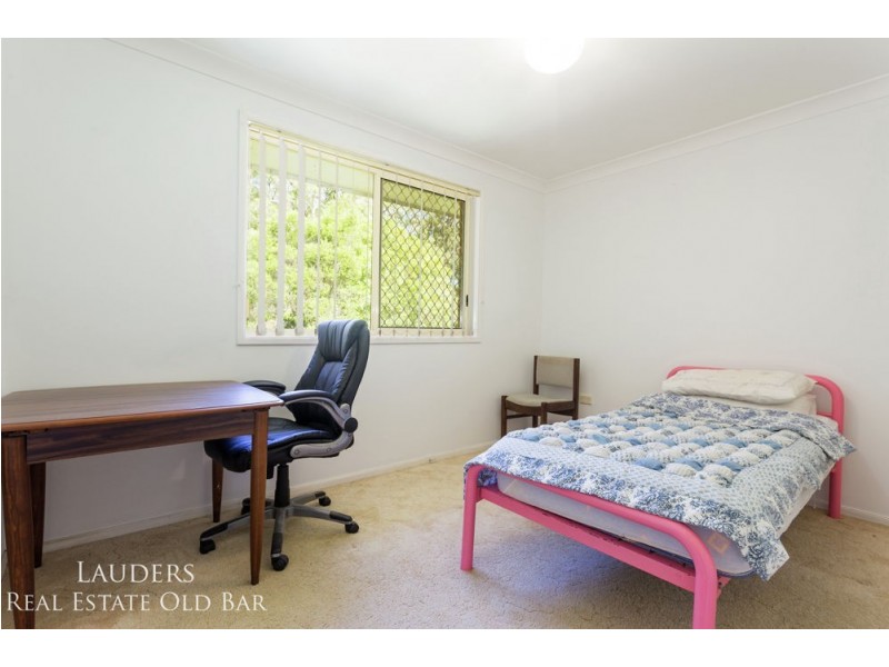 106 Waterman Street, Old Bar NSW 2430