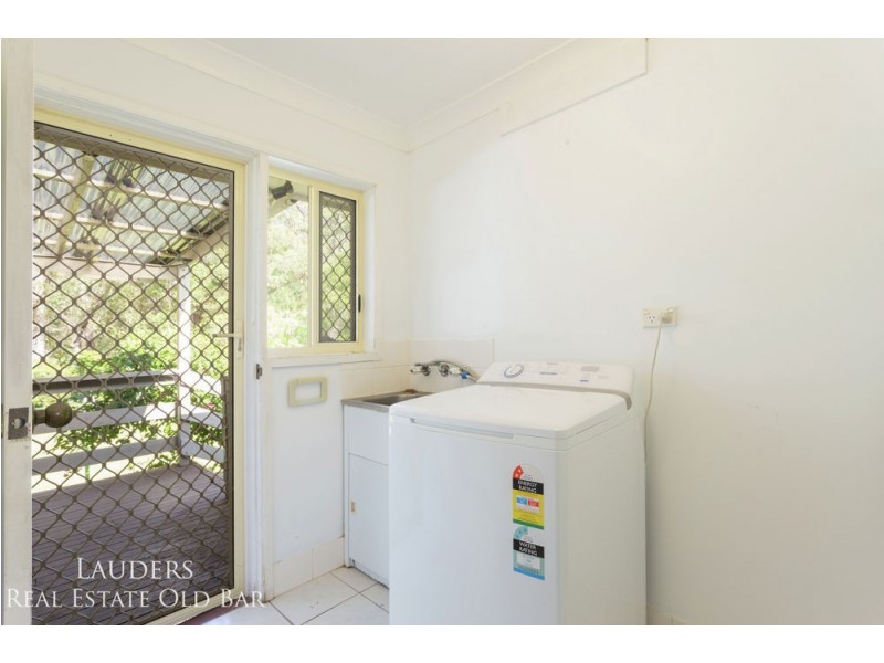 106 Waterman Street, Old Bar NSW 2430