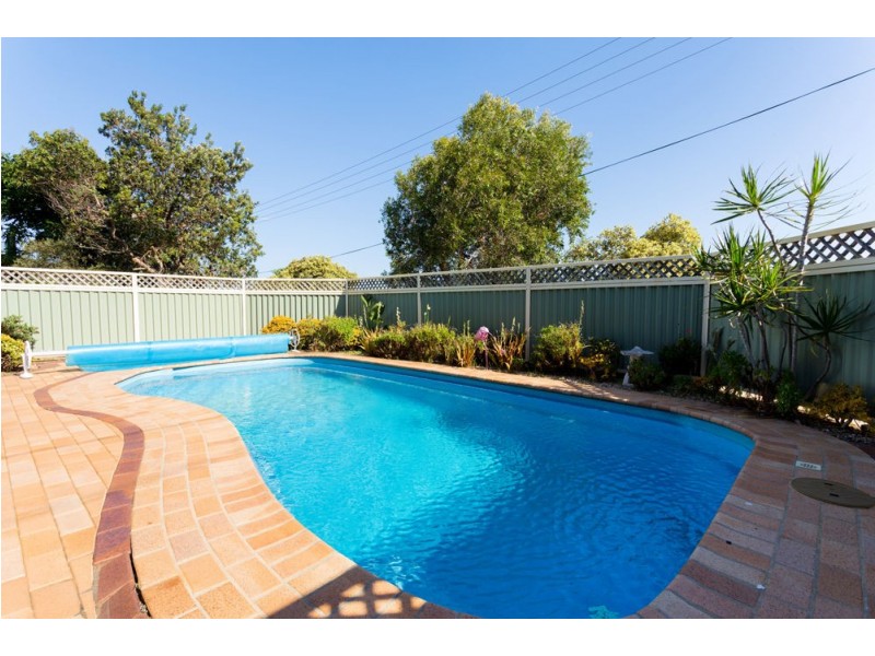 3 Smith Street, Old Bar NSW 2430