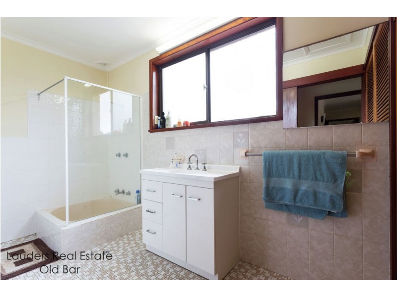 3/45 Hall Street, Old Bar NSW 2430