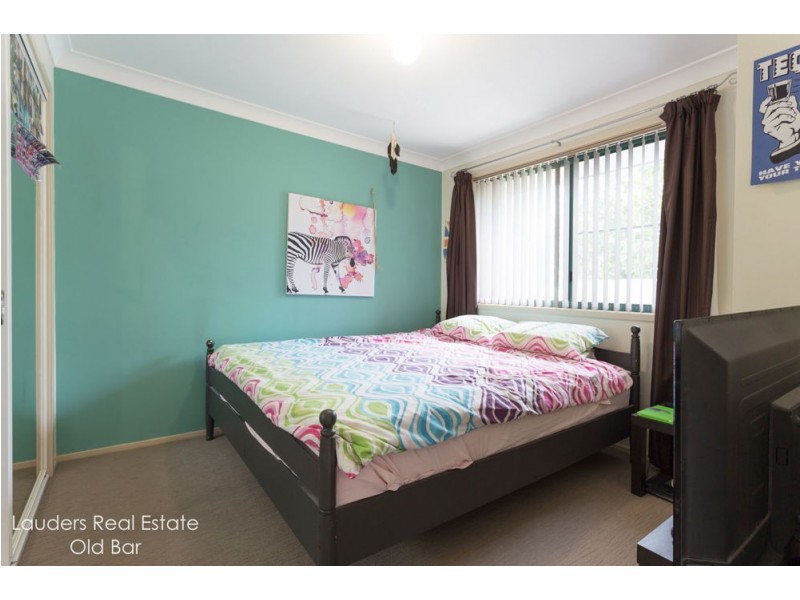 3/26 Old Bar Road, Old Bar NSW 2430
