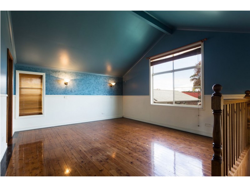 5 Laurina Close, Old Bar NSW 2430