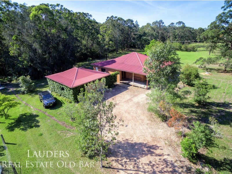 27 Manning Point Road, Old Bar NSW 2430