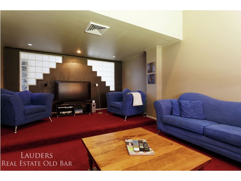 13 Ungala Road, Old Bar NSW 2430
