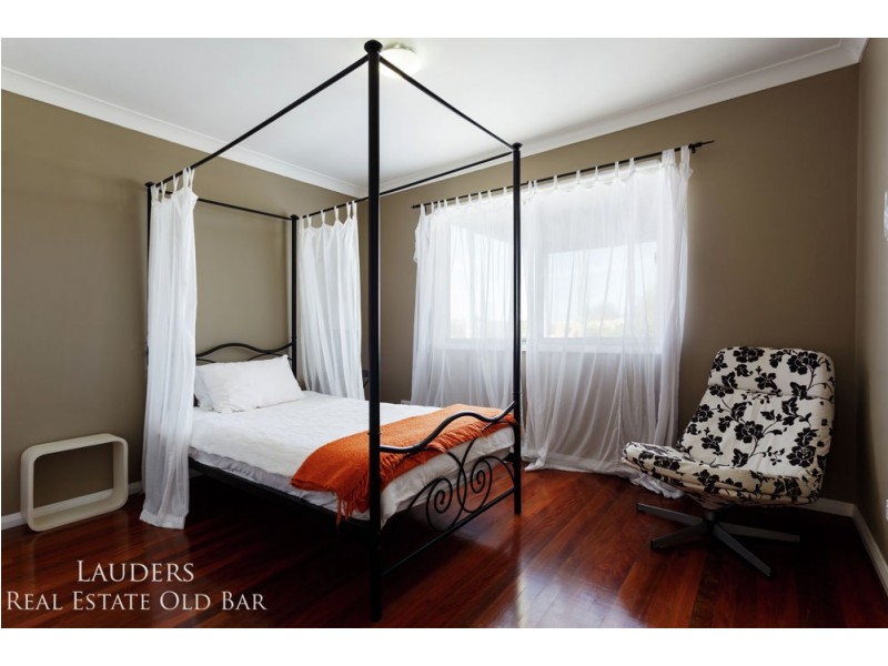 13 Ungala Road, Old Bar NSW 2430