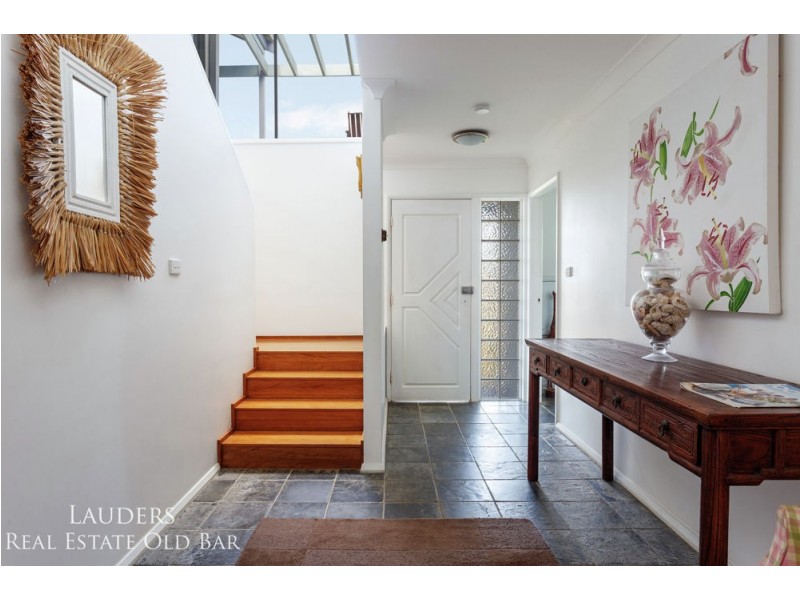 13 Ungala Road, Old Bar NSW 2430