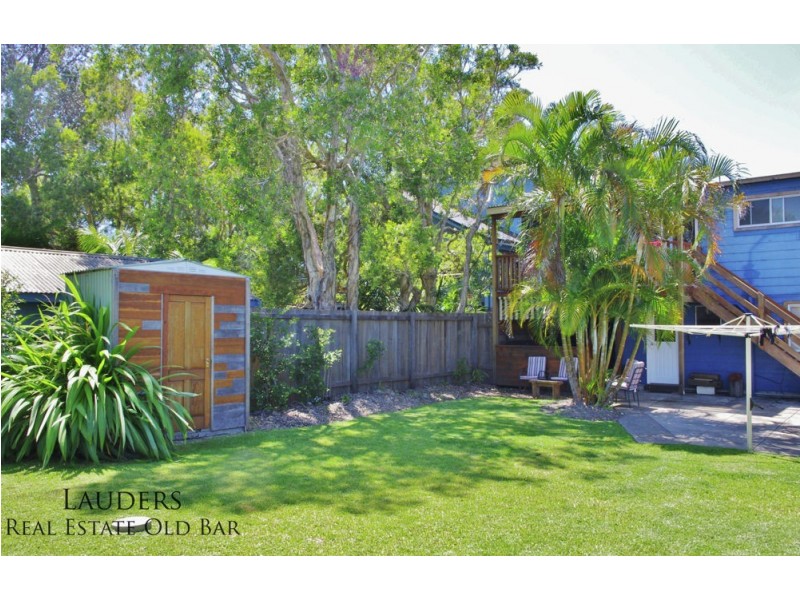 11 Pacific Parade, Old Bar NSW 2430