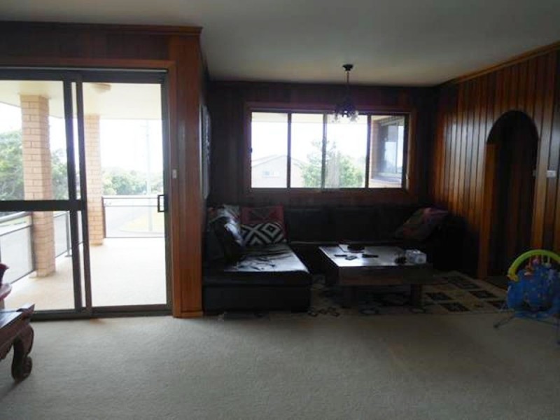 51 Ocean Drive, Wallabi Point NSW 2430