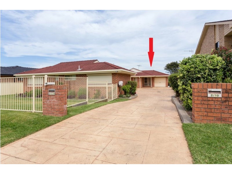 2/10 Pryor Crescent, Old Bar NSW 2430
