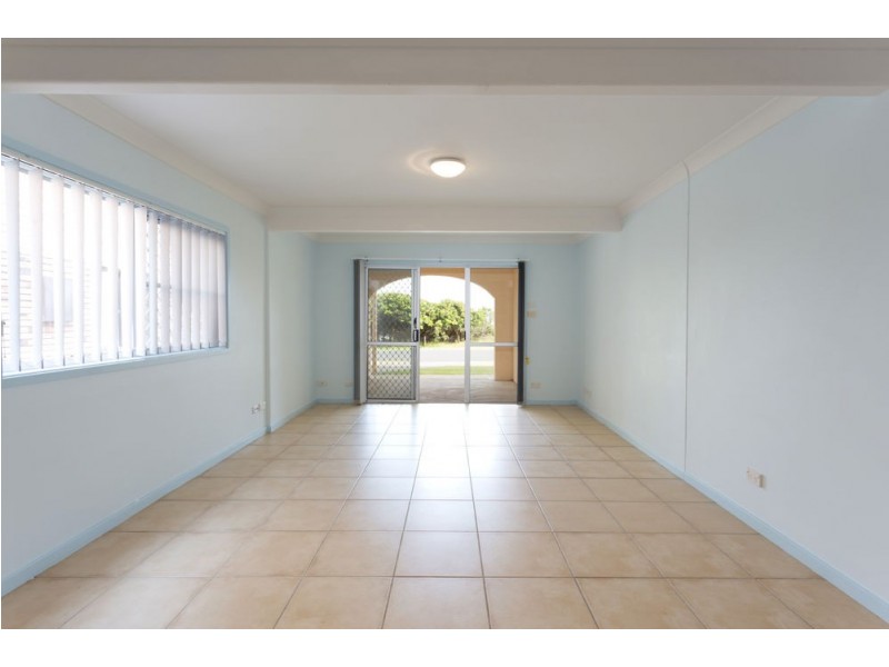 41b Pacific Parade, Old Bar NSW 2430